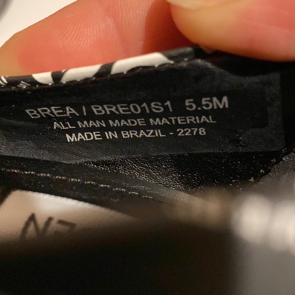 Steve Madden Boss Babe Newspaper Print Heels - Picture 5 of 5